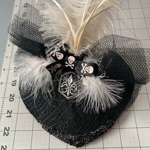 Black Heart-Shaped Feathered Accessory